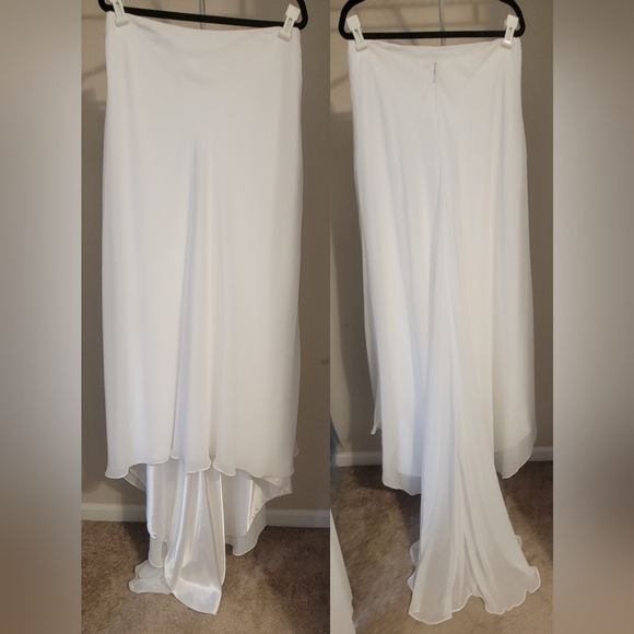 Wedding Dress - Picture 2 of 7